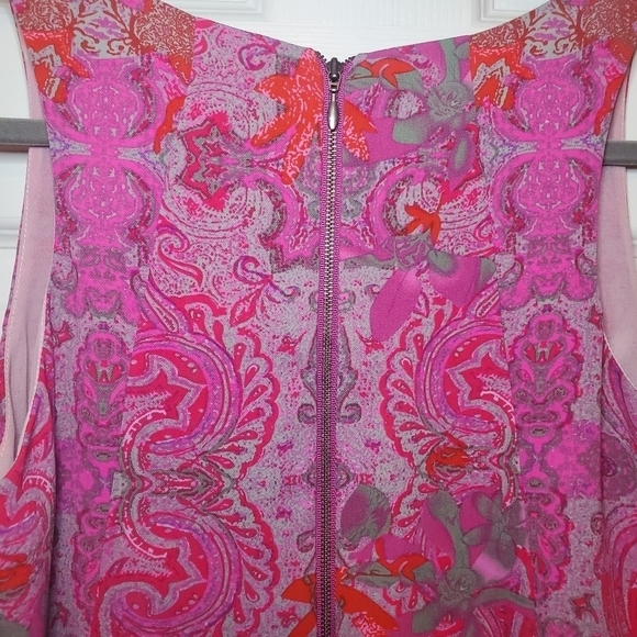 Cabi 127 Pink Jubilee Printed Sleeveless Blouse Sz S - Picture 6 of 10